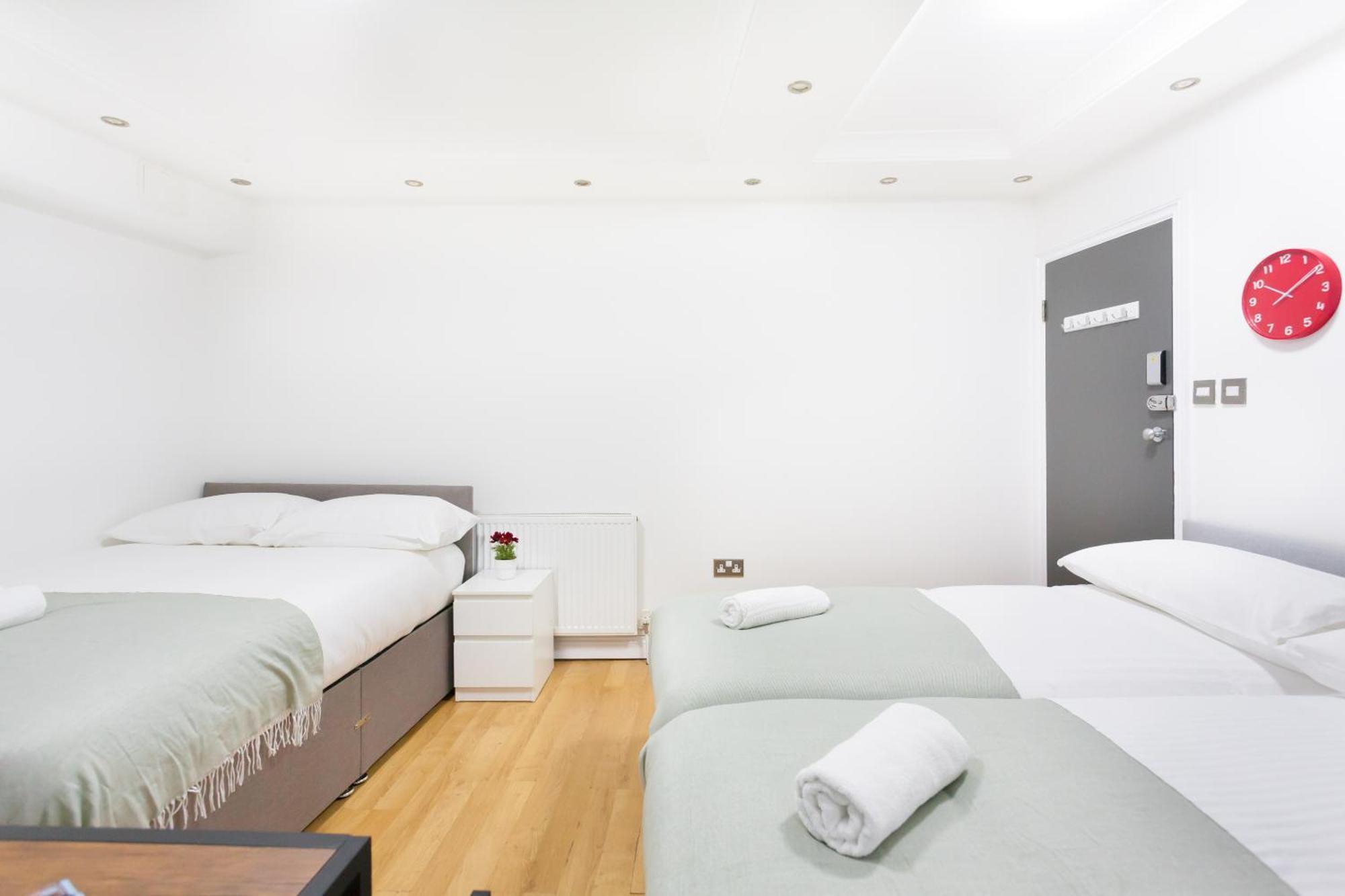 Eurostar Budget Rooms - Next To Kings Cross & Eurostar Train Station London Exterior photo