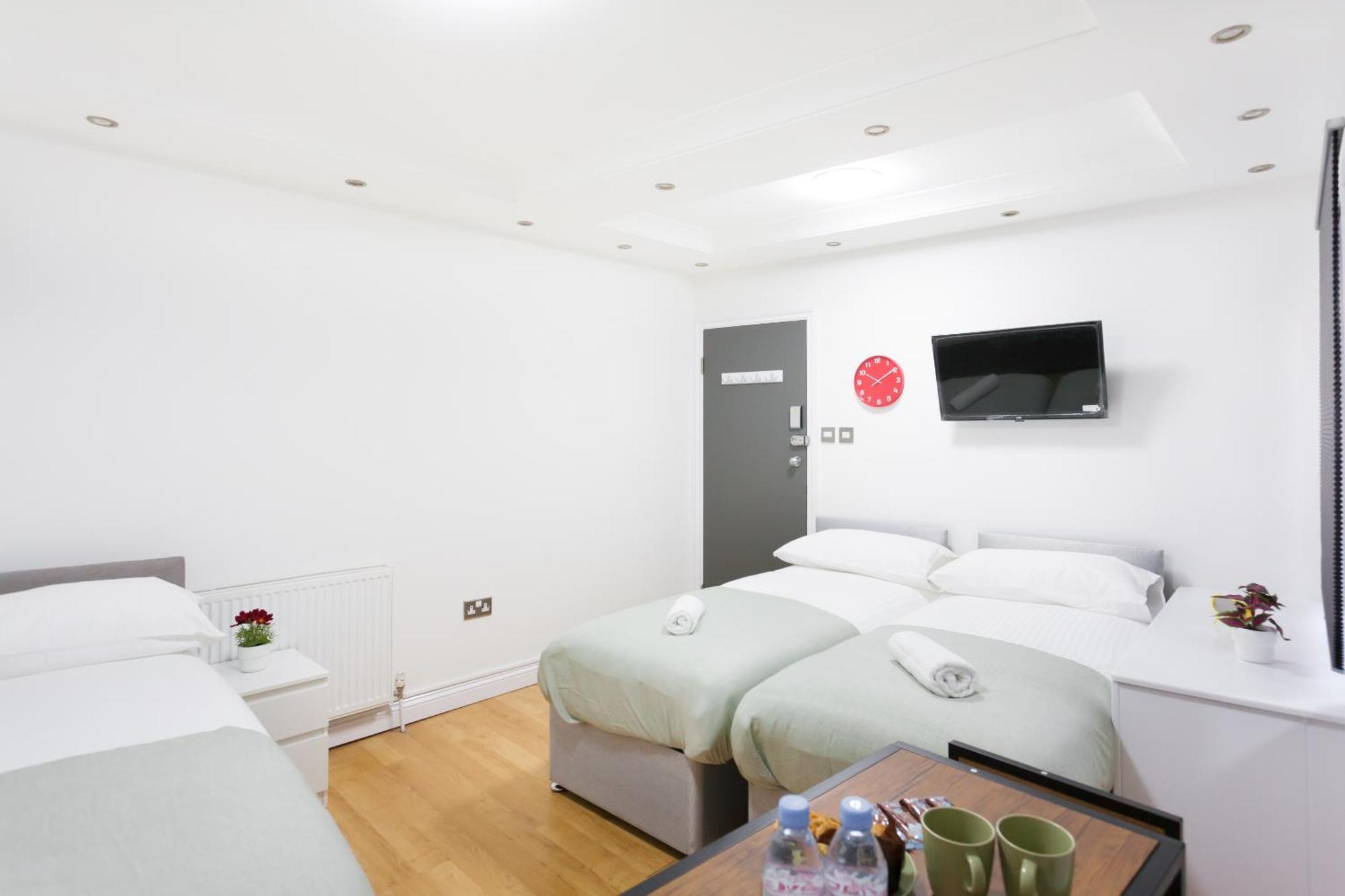 Eurostar Budget Rooms - Next To Kings Cross & Eurostar Train Station London Exterior photo
