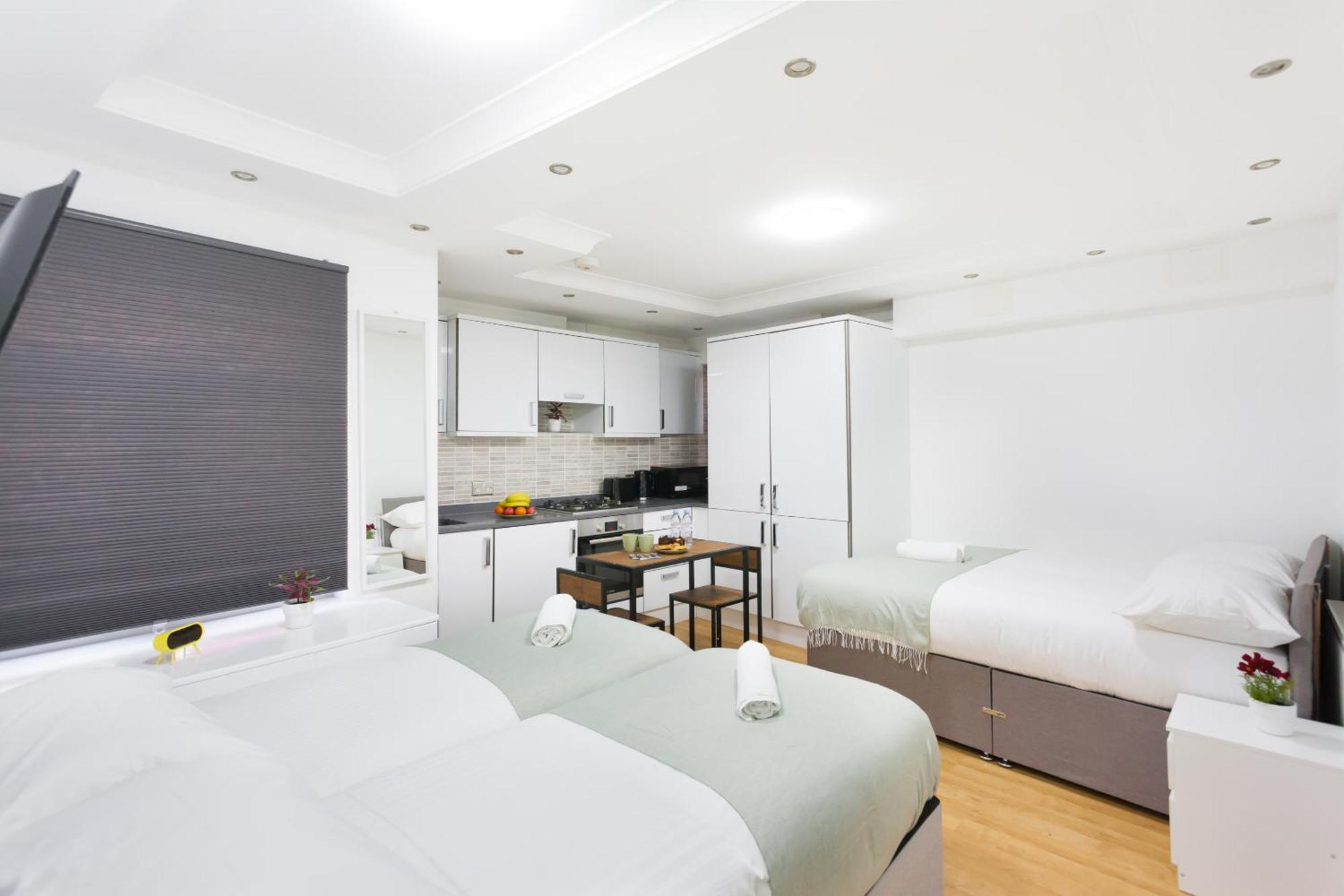 Eurostar Budget Rooms - Next To Kings Cross & Eurostar Train Station London Exterior photo