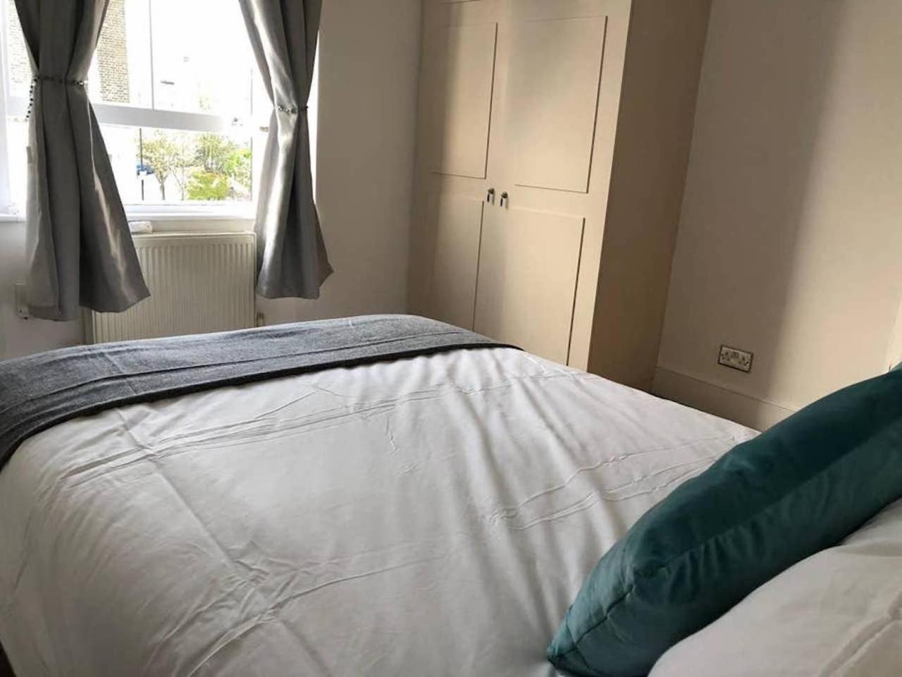 Eurostar Budget Rooms - Next To Kings Cross & Eurostar Train Station London Exterior photo